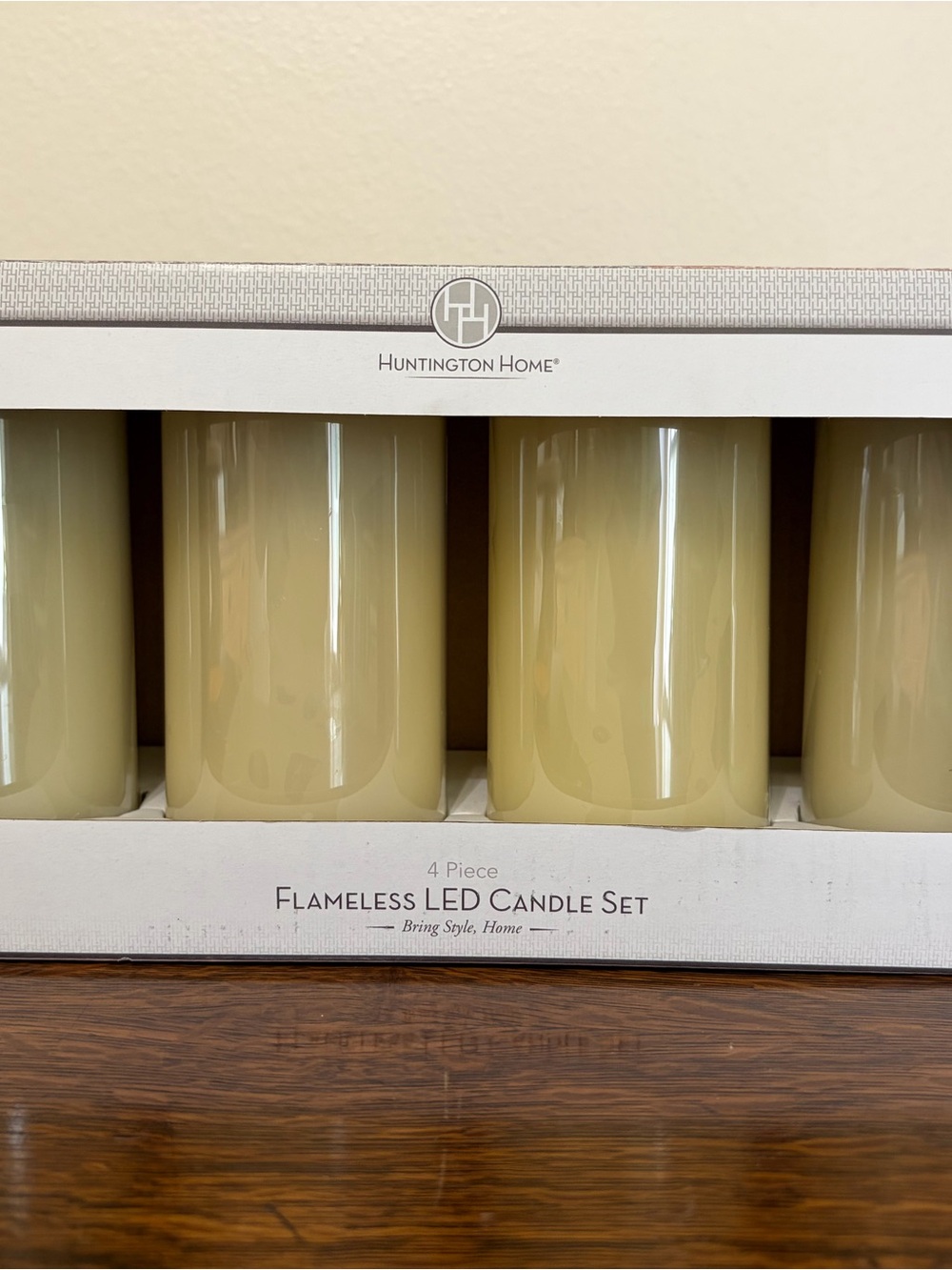 NWOT - Huntington Home 4-Piece Flameless LED Candle Set - Ivory